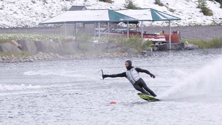 water skiing cold snow